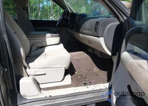 2009 Chevrolet Silverado 1500 Lt z USA, uszkodzony, nr VIN 2GCEK29J991104169